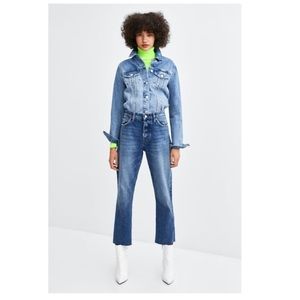Straight leg hi-rise ankle length jean